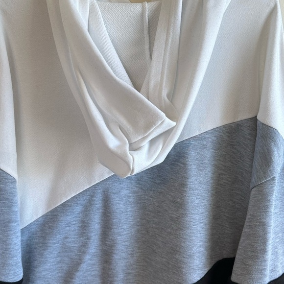Colorblock Lightweight Slouchy Hoodie - White, Gray, Black from SHEIN Sz 1X - Picture 7 of 9